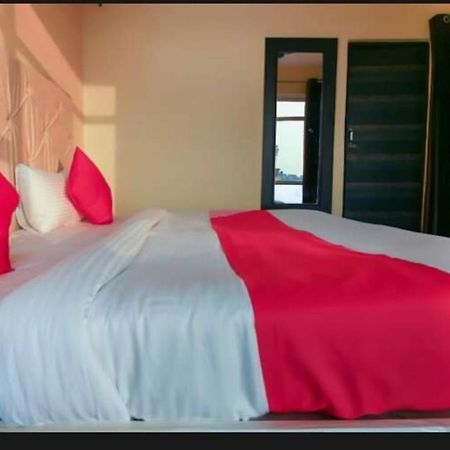 Oyo Green Villa Meerut Bagian luar foto